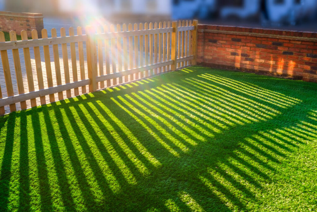 how long does artificial grass last in the sun